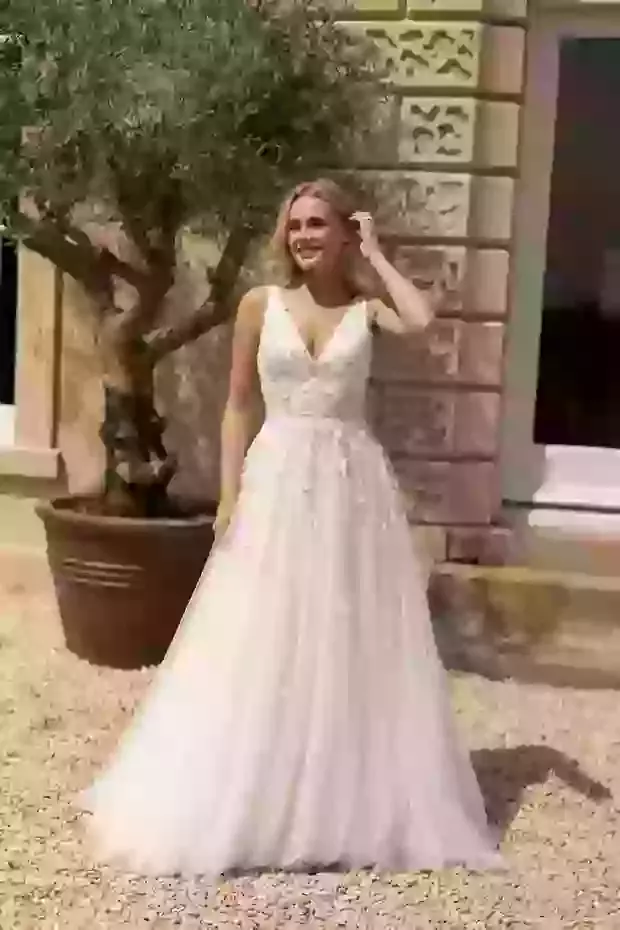 True <span>Bride<sup>®</sup></span>